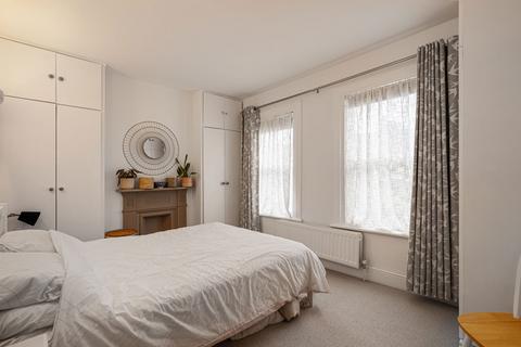 14 Flaxton Road, London, SE18 2JR