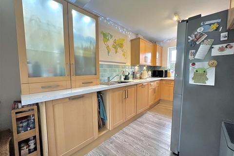 39 Hester Place, Burnham-on-crouch, CM0 8SA