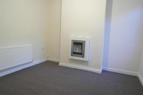 2 bedroom detached house to rent, Rosedene Villas, Raglan Street Hull