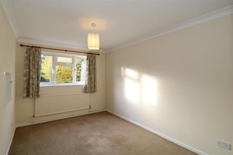 4 bedroom detached house to rent, Rawnsley Drive, Kenilworth