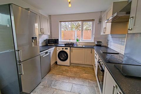 4 bedroom house to rent, Moy Road, Roath,