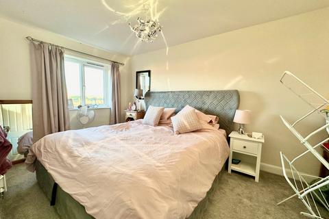 4 bedroom semi-detached house for sale, Fen Street, Brooklands, Milton Keynes, MK10