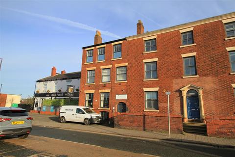 Office to rent, Stockport Road, Manchester M34