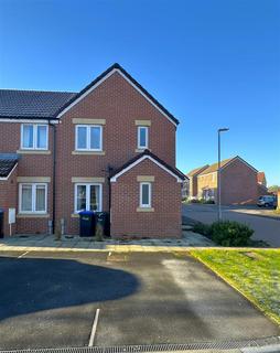 3 bedroom end of terrace house for sale, Bryant Close, Chippenham