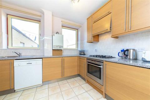 2 bedroom flat to rent, Cape Yard, London E1W