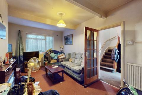 3 bedroom semi-detached house for sale, Faraday Road, Southall, UB1