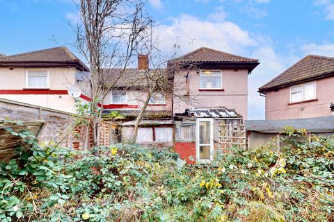 3 bedroom semi-detached house for sale, Faraday Road, Southall, UB1