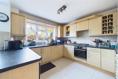 4 bedroom detached house to rent, Clarendon Close, Winnersh, Wokingham, Berkshire, RG41