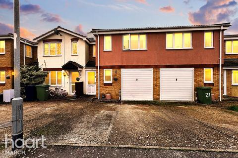 3 bedroom terraced house for sale, Riverdown, March