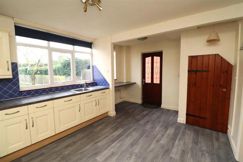 3 bedroom semi-detached house to rent, Hospital Lane, Bedworth