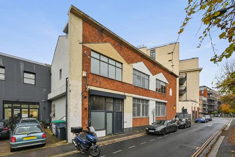 Studio for sale, Canham Road, London