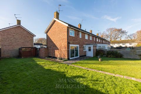 2 bedroom end of terrace house for sale, Sycamore Close, Crawley RH11