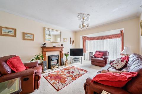 3 bedroom detached house for sale, Outwood Lane, Chipstead, Coulsdon