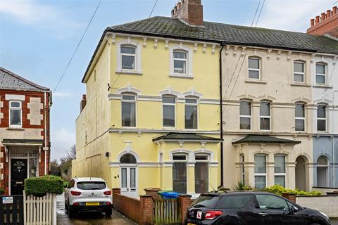 5 bedroom end of terrace house for sale, Princes Avenue, WITHERNSEA