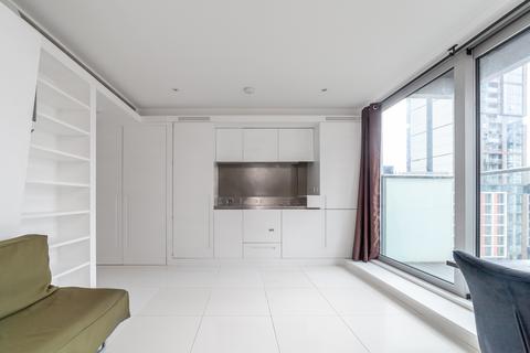 Studio to rent, Pan Peninsula Square, London E14