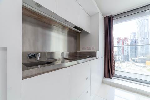 Studio to rent, Pan Peninsula Square, London E14