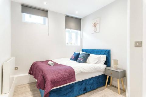 1 bedroom apartment for sale, Foxberry Road, London