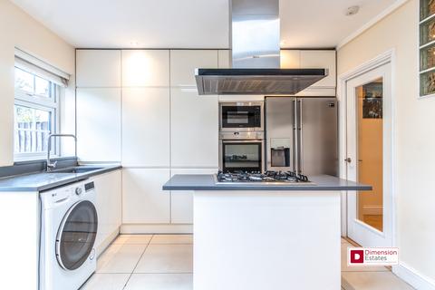4 bedroom terraced house to rent, Manchester Grove, London, E14