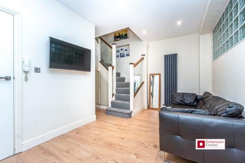 4 bedroom terraced house to rent, Manchester Grove, London, E14
