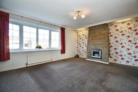 2 bedroom semi-detached bungalow for sale, Winchester Avenue, Hull