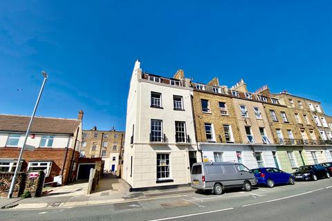 1 bedroom apartment to rent, 24 Avenue Road, Herne Bay CT6
