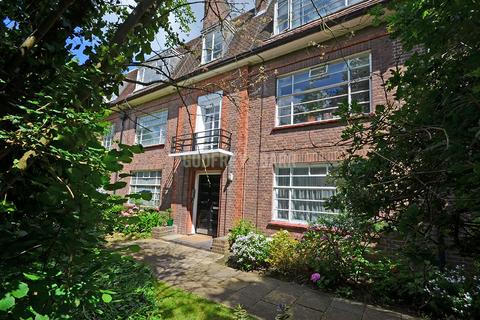 3 bedroom apartment for sale, Hampstead Garden Suburb NW11