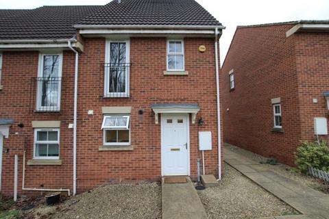 4 bedroom terraced house to rent, Casson Drive, Bristol BS16