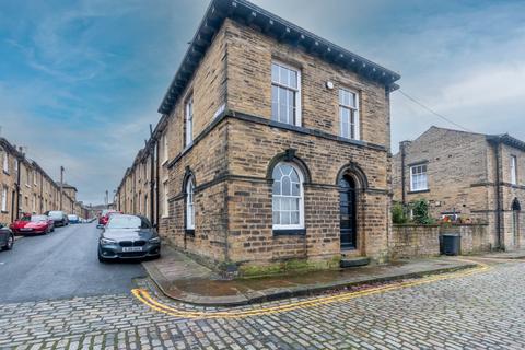 11 Albert Terrace, Shipley, BD18 4PY