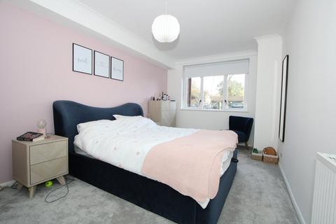 1 bedroom flat to rent, Rectory Road, Beckenham BR3