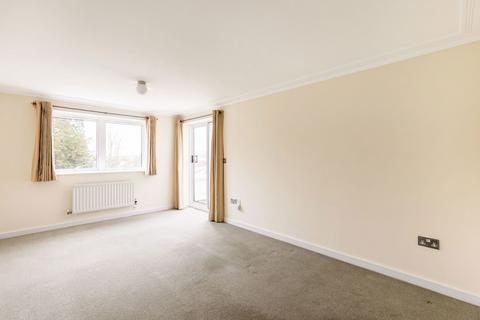 2 bedroom flat to rent, High Street, Berkhamsted HP4