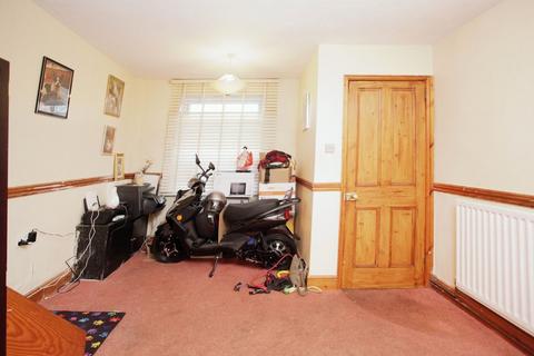 2 bedroom terraced house for sale, Clarence Road, Rugby CV21