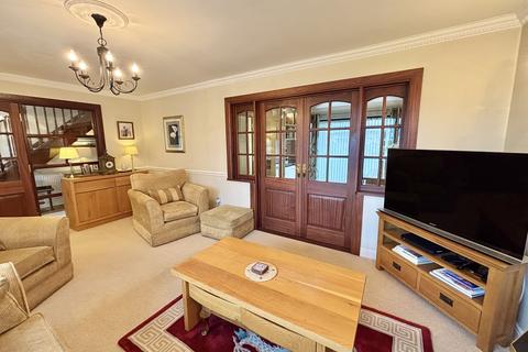 3 bedroom detached house for sale, Gelli Geiros, Gellinudd, Pontardawe, Swansea.