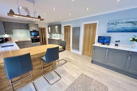 6 Gelli Geiros, Gellinudd, Swansea, SA8 3DZ