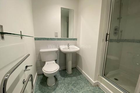 2 bedroom apartment to rent, Naples Street, Manchester M4