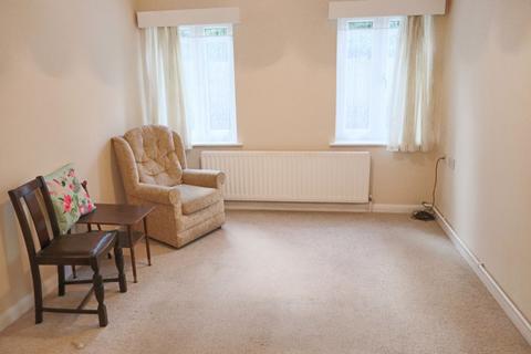 1 bedroom ground floor flat for sale, Coulsdon Road,Coulsdon,CR5 1EA