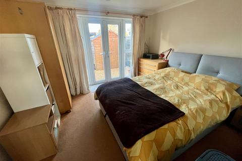 1 bedroom flat for sale, Upper Street, Salisbury