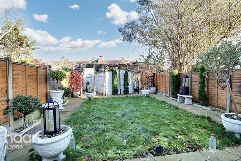 3 bedroom terraced house for sale, Mornington Avenue, Ilford