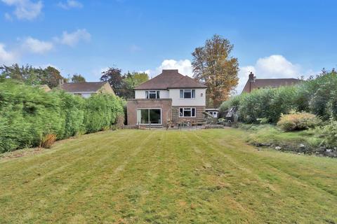 4 bedroom detached house for sale, Hayes Lane,Kenley,CR8 5HR