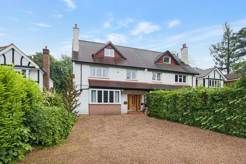 5 bedroom semi-detached house for sale, Smitham Bottom Lane,Purley,CR8 3DE