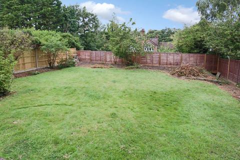 38 Fairdene Road, Coulsdon, CR5 1RB