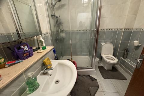 House share to rent, Ellerman Avenue, TWICKENHAM, Greater London, TW2