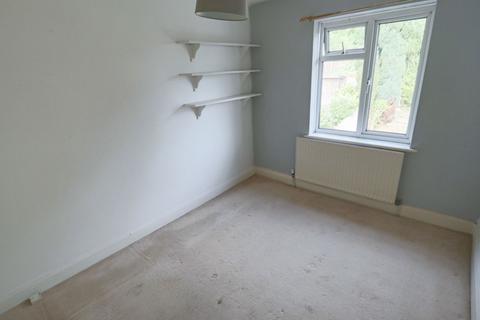 75 The Glade, Coulsdon, CR5 1SS
