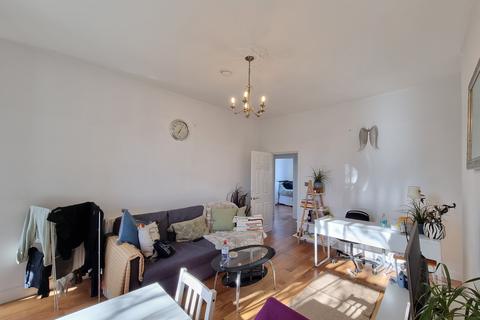 2 bedroom apartment to rent, Sutherland Avenue, Maida Vale W9