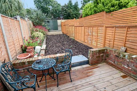 89 Godstone Road, Whyteleafe, CR3 0EJ