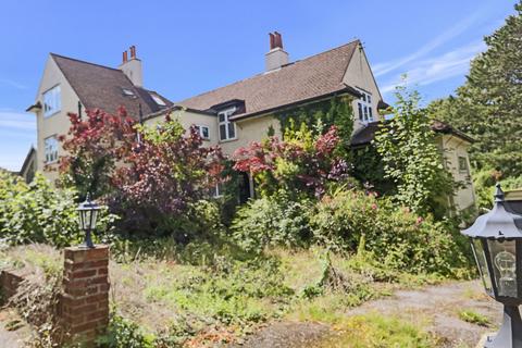 41a Selcroft Road, Purley, CR8 1AG
