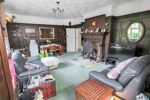 41a Selcroft Road, Purley, CR8 1AG