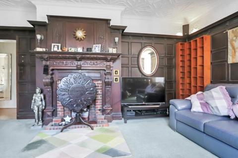 41a Selcroft Road, Purley, CR8 1AG