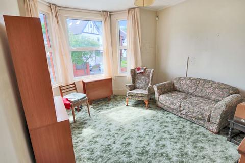 20 Beaumont Road, Purley, CR8 2EG