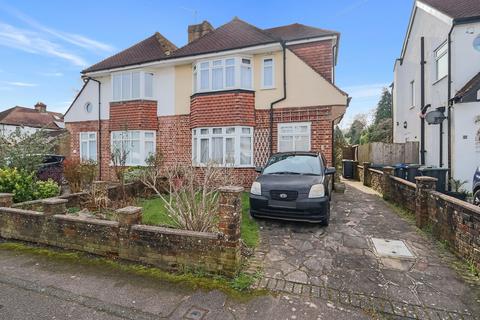 3 Lacey Avenue, Coulsdon, CR5 1LQ