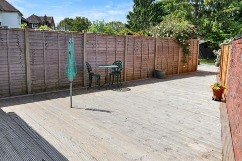 220 Coulsdon Road, Coulsdon, CR5 2LF